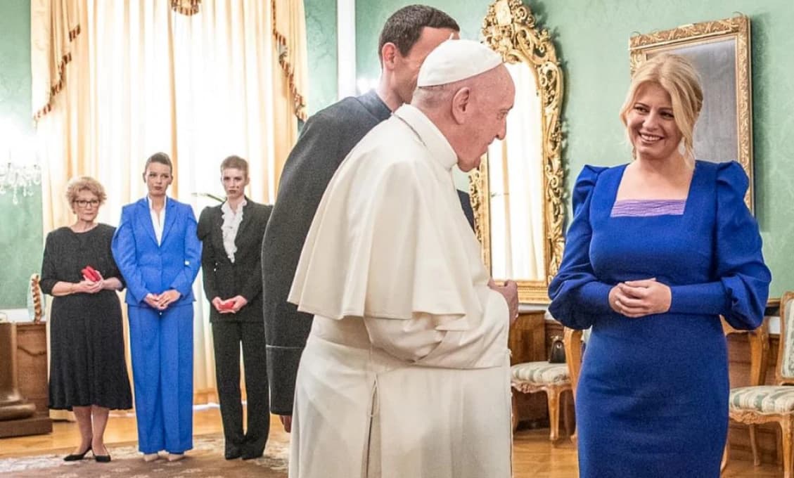 Prešľap prezidentkiných dcér pri stretnutí s pápežom. TOTO si na seba teda dať nemuseli