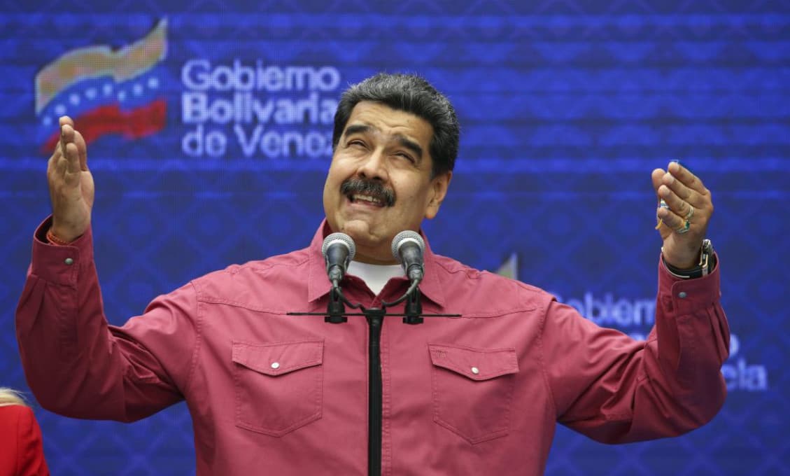 Venezuelský prezident Maduro sa objavil nečakane v Mexiku na summite CELAC