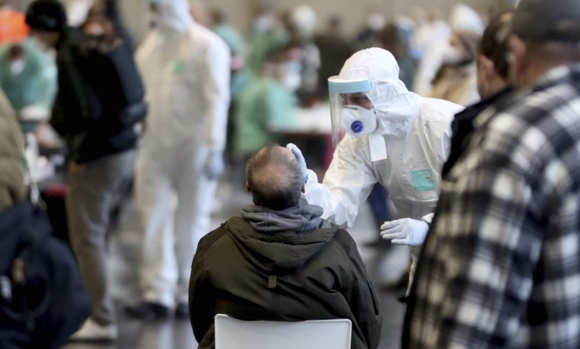 Vysoko kontaminované testy smrteľnou nákazou COVID-19, sú odrazu bežným komunálnym odpadom