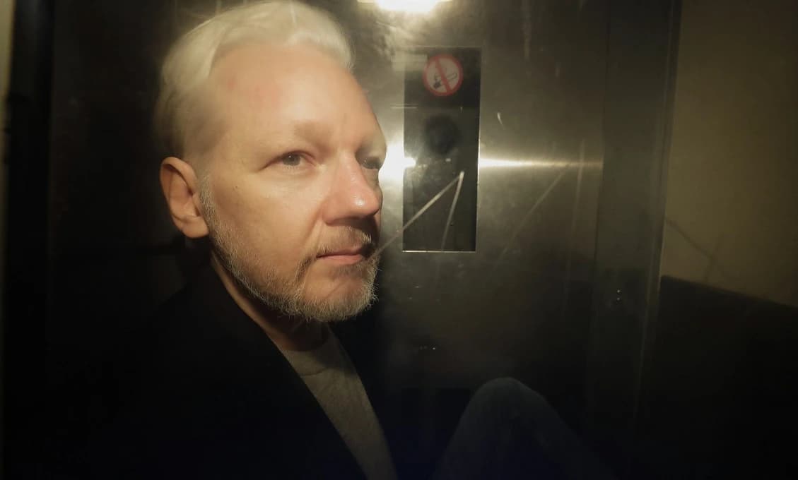 Bývalý šéf CIA Mike Pompeo chcel dať údajne fyzicky zlikvidovať zakladateľa WikiLeaks
