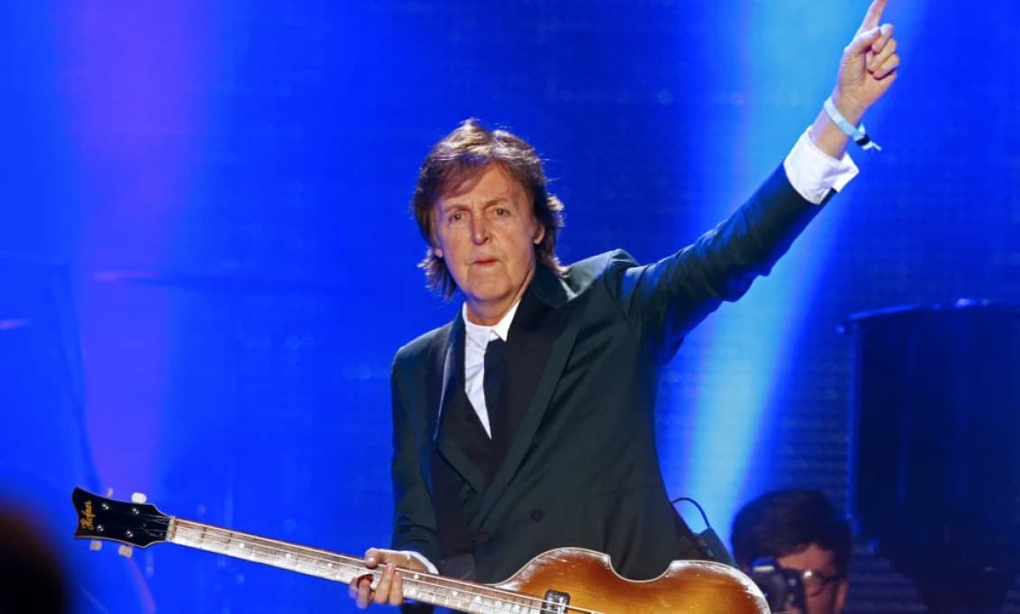 Paul McCartney označil The Rolling Stones ako "bluesovú kryciu skupinu"
