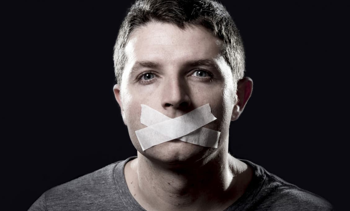 MUDr. Kulkovský schvaľuje, že ministerstvo zdravotníctva nepovoľuje diskusiu!