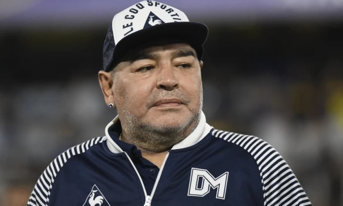 Rok po smrti Diega Maradonu - rodina musi splácať dlh vo výške 86 miliónov eur! (GALÉRIA)
