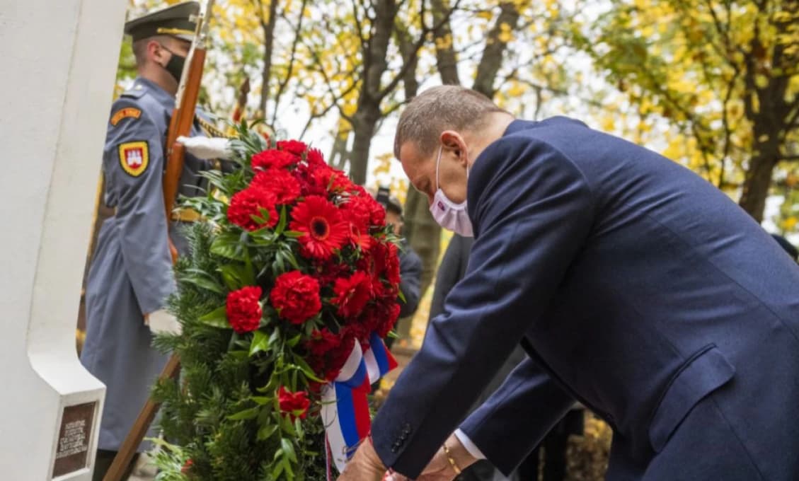 B. Kollár si pripomenul Deň vojnových veteránov (2)