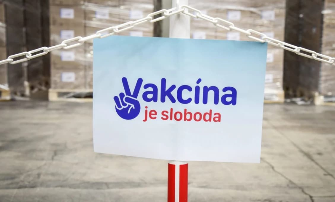 Nové opatrenia v Rakúsku: Po lockdowne nezaočkovaných obmedzia aj zaočkovaných!