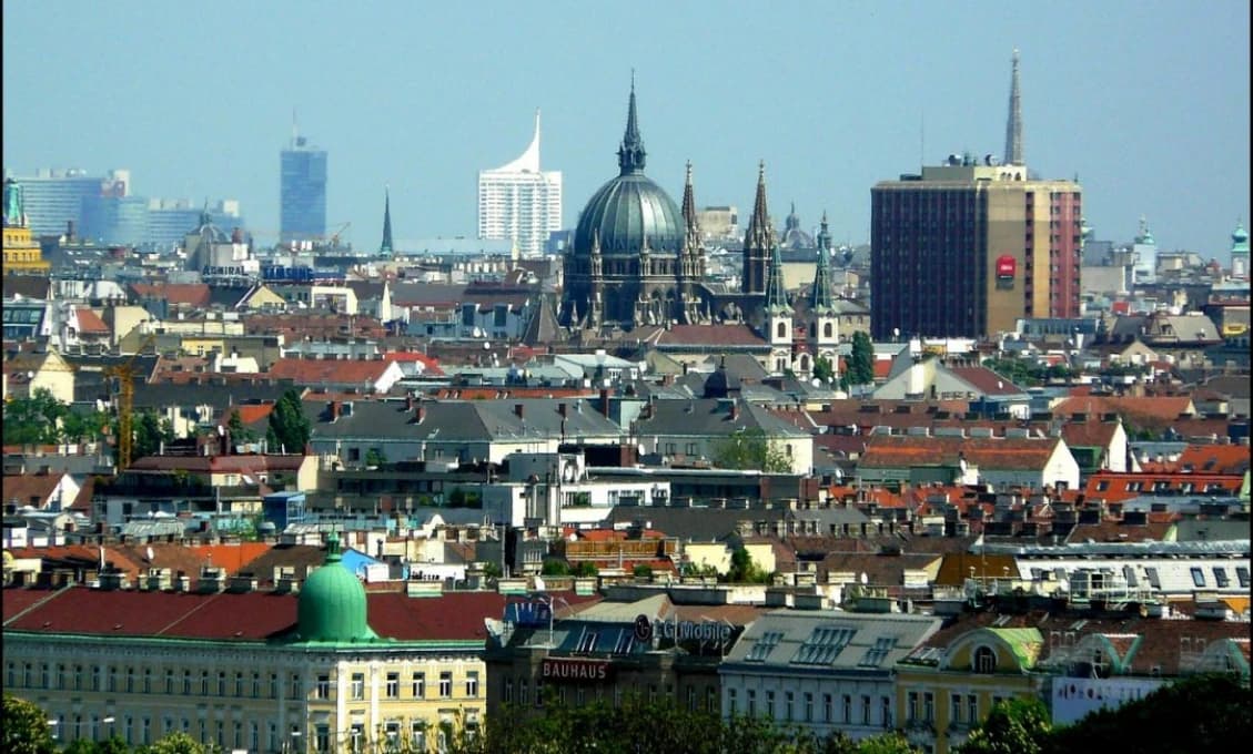 Rakúsko sprísňuje pravidlá vstupu; hlási rekordný nárast prípadov nákazy