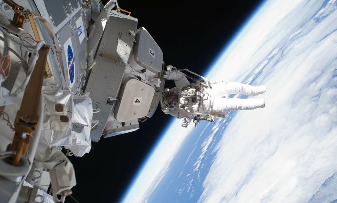 ESA chce vidieť prvého európskeho astronauta na Mesiaci do roku 2030