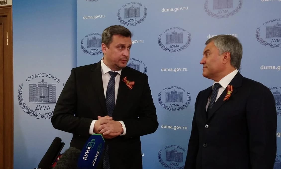 Postoj Andreja Danka k očkovaniu je prinajmenšom skeptický