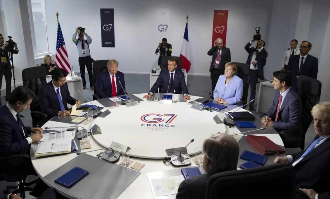 Krajiny G7 varovali Rusko pred vážnymi následkami, ak zaútočí na Ukrajinu