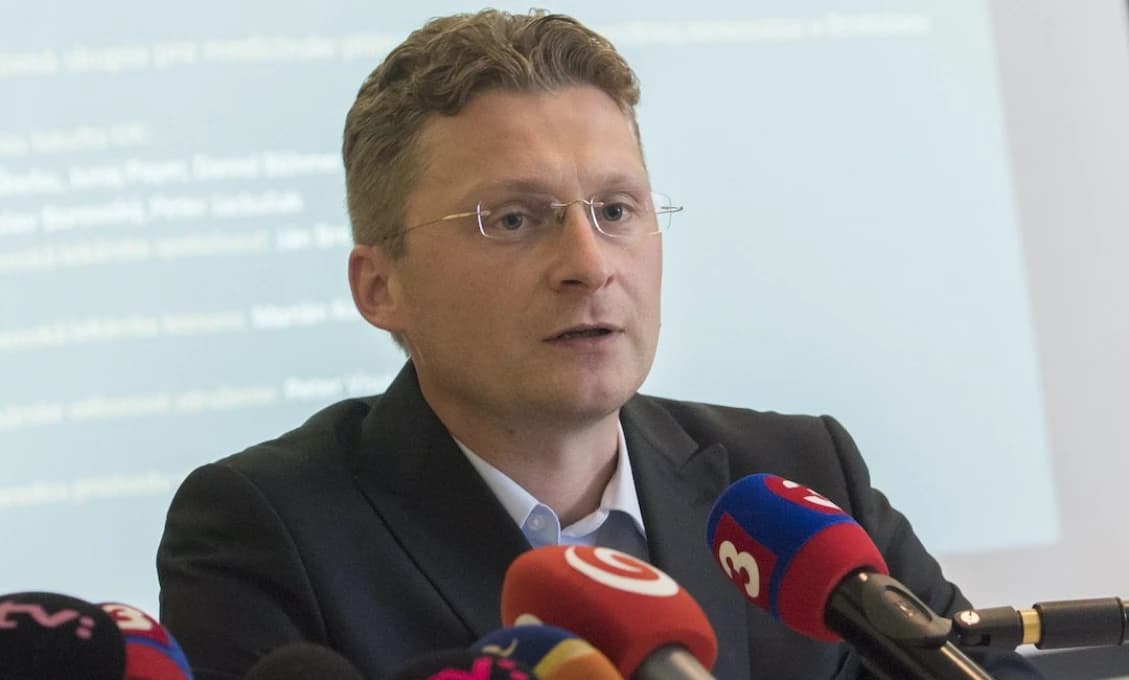 P. Visolajský žiada prezidentku o stretnutie, verí, že reformu nemocníc nepodpíše