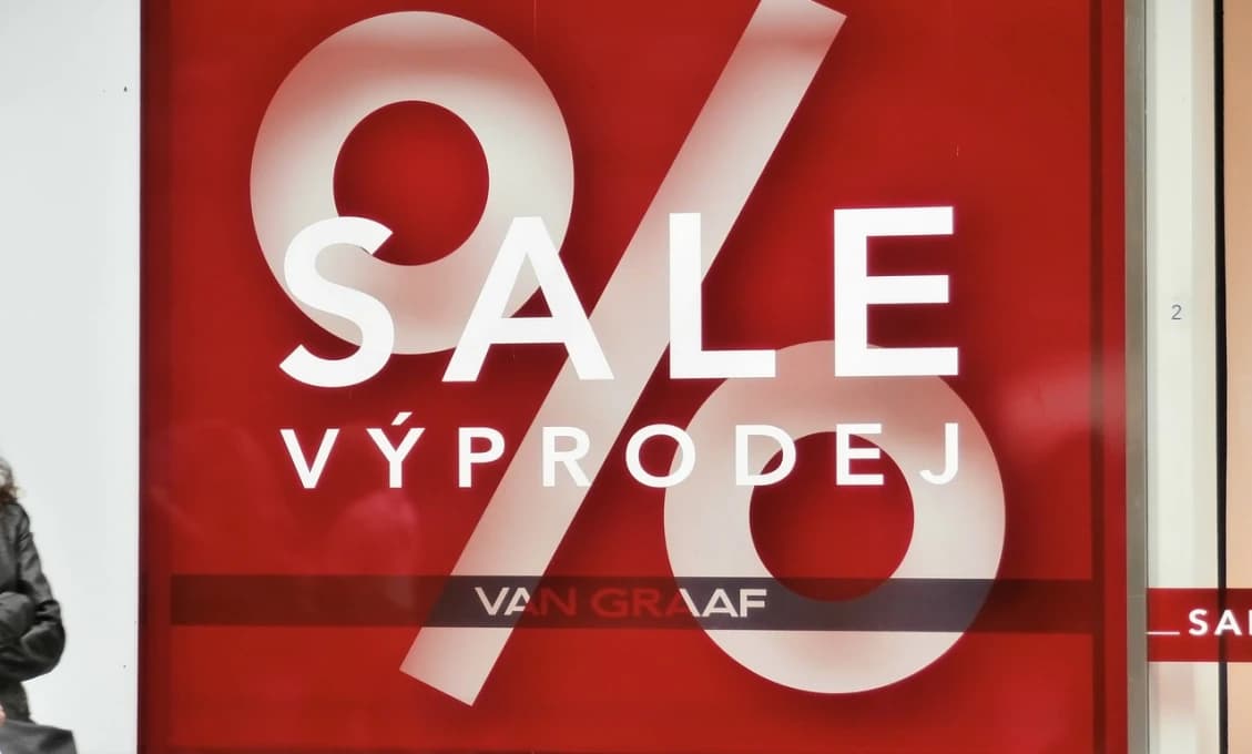 Nastal čas povianočných výpredajových špekulantov! Dajte si pozor na TAKÉTO zľavy