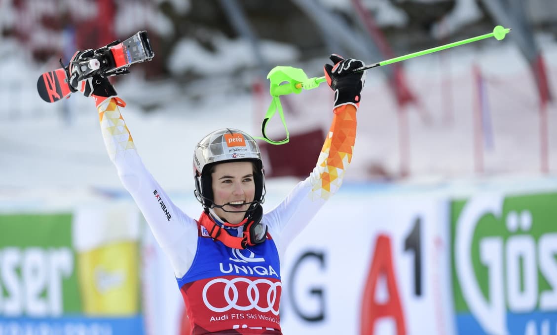 Petra opäť urobila Slovákom radosť, zvíťazila v slalome v Lienzi