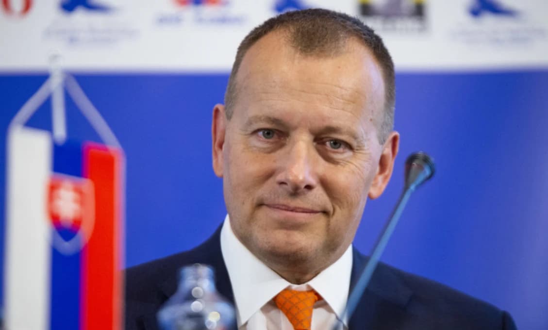 Šéf parlamentu chce zvolať okrúhly stôl k téme referenda