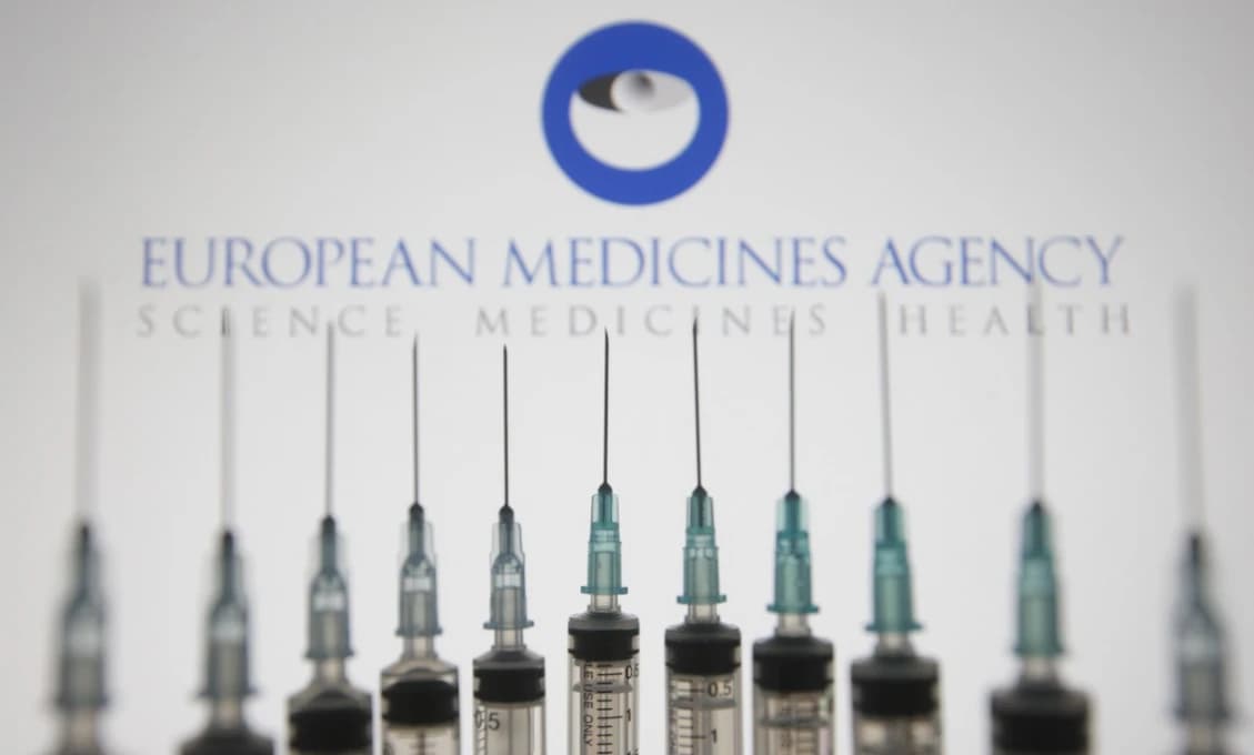 EMA je dezolát a hoaxer - spochybnila očkovanie nadšencov do nemlátom