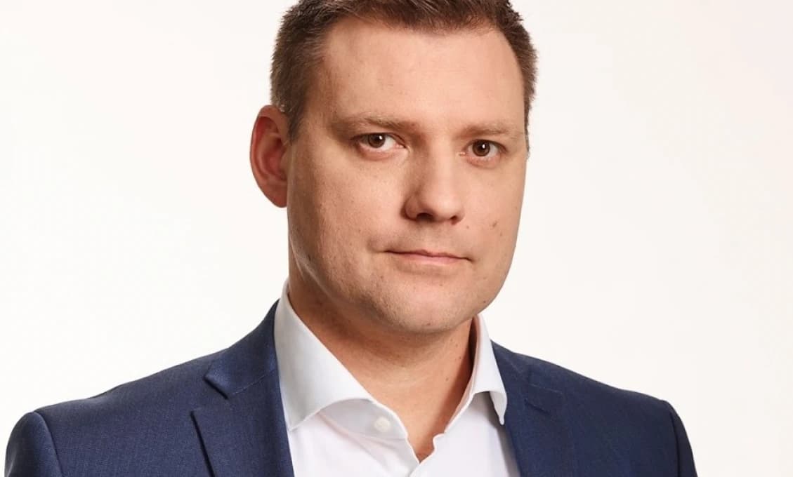 Covid totalita sa začína lámať. Upozornil na to opozičný poslanec