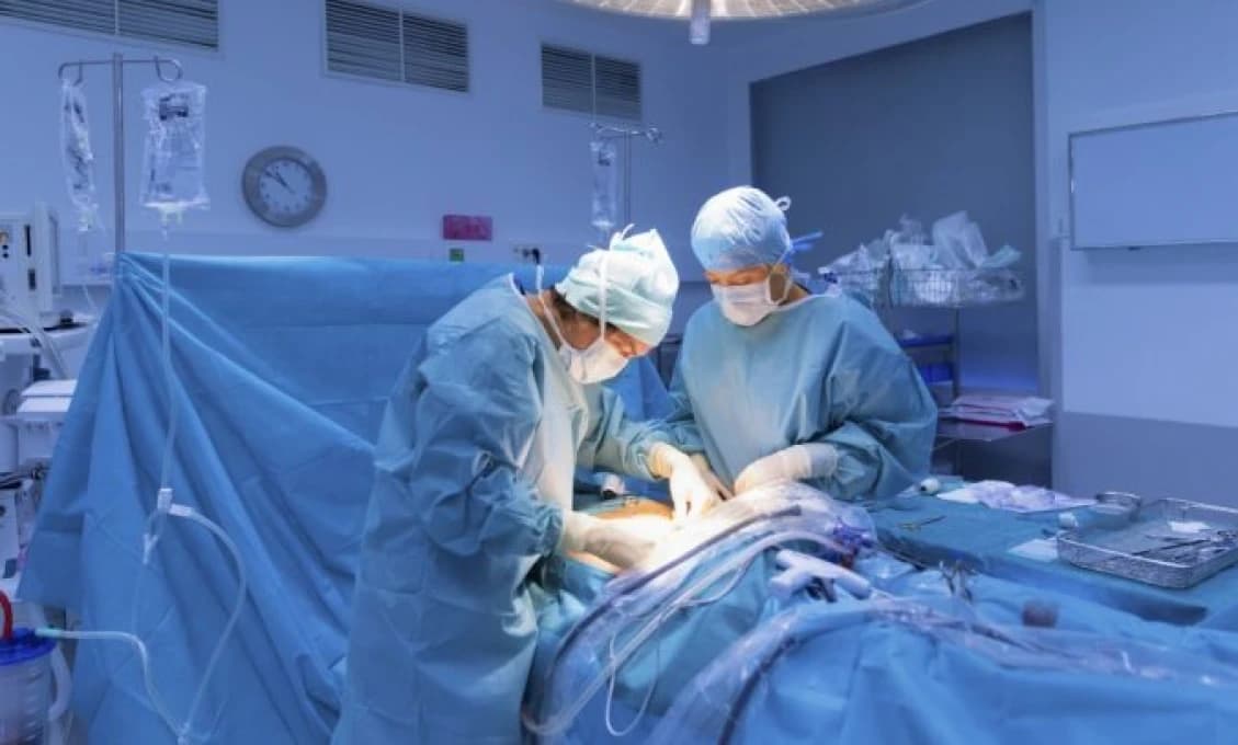 Nezaočkovanému odmietli transplantovať srdce!