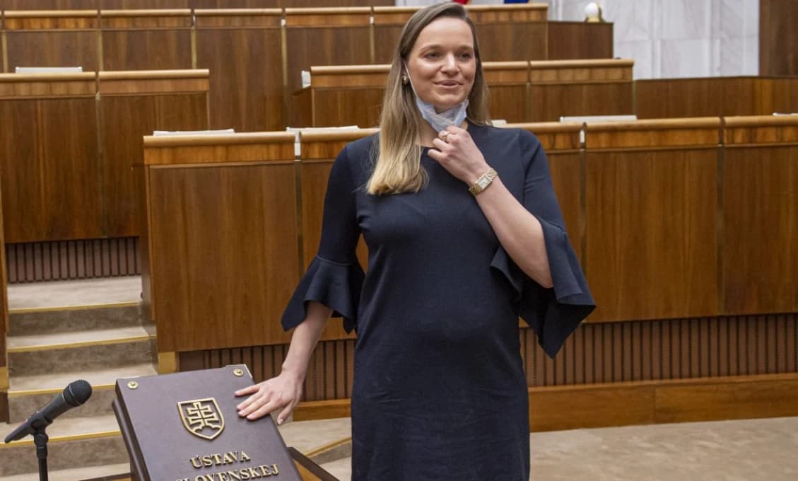 Kráľovná trapasov Romana Tabák opäť prekvapuje! Neuveríte, akú kandidatúru zvažuje