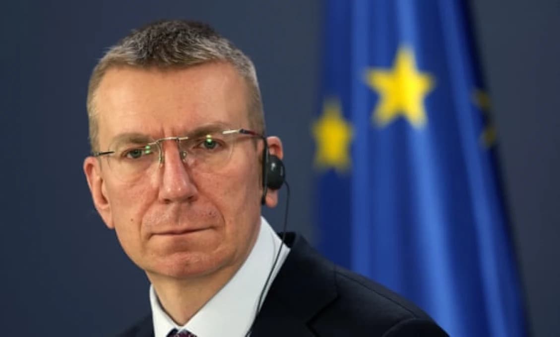 Lotyšský minister zahraničia vyzval NATO: Rusko treba zastaviť všetkými prostriedkami!