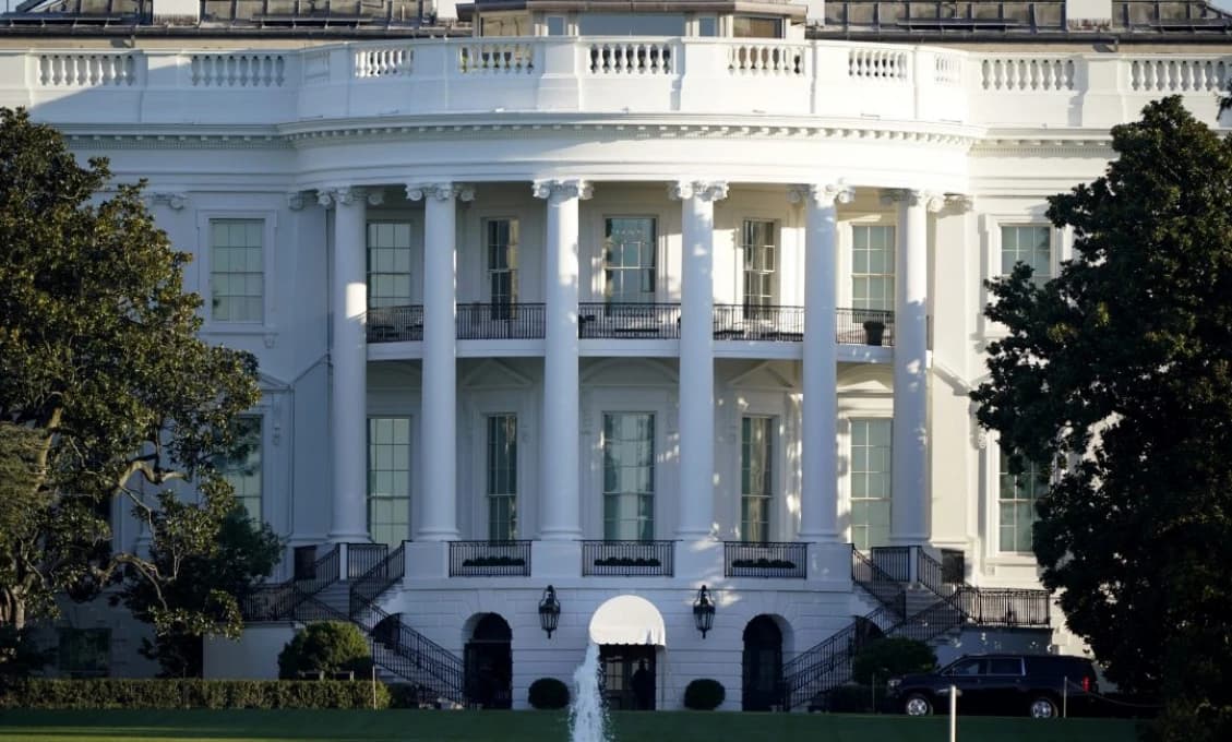 USA: Úder blesku pri Bielom dome si vyžiadal 2 mŕtvych a 2 kriticky zranených