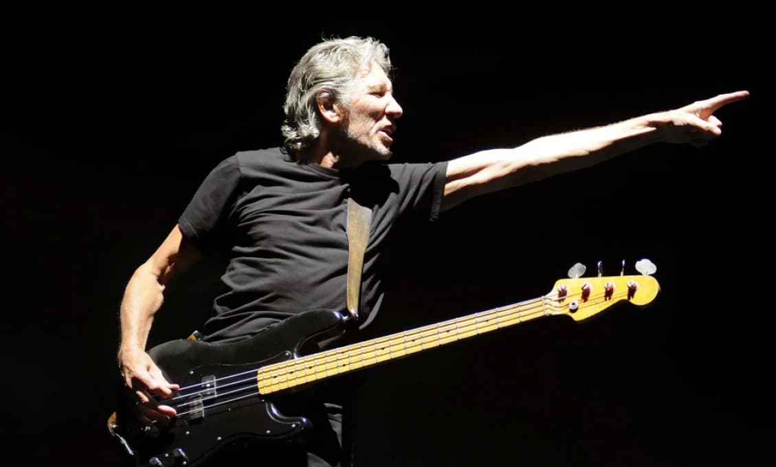 Spoluzakladateľ Pink Floyd Roger Waters obhajuje Rusko: Bidena označil za vojnového zločinca!