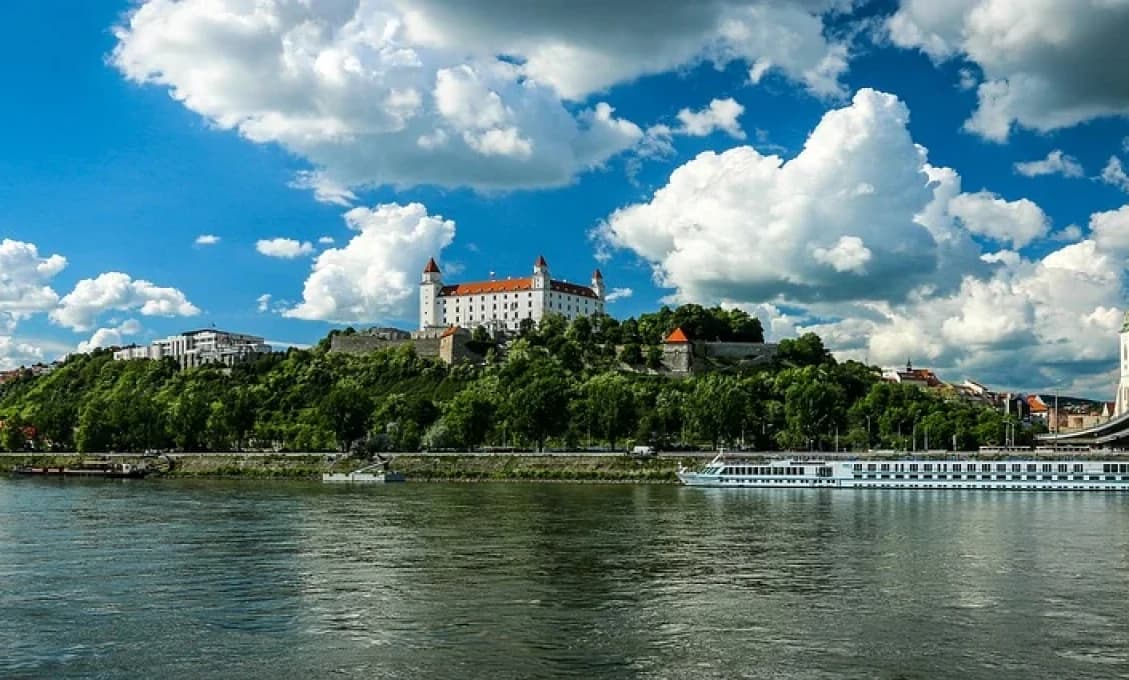 OĽANO zvažuje podporiť v kandidatúre na primátora M. Mlýneka