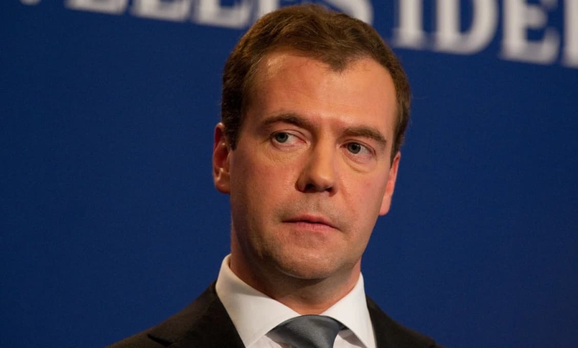 Dmitrij Medvedev: Aj v Európskej únii môže vybuchnúť jadrová elektráreň