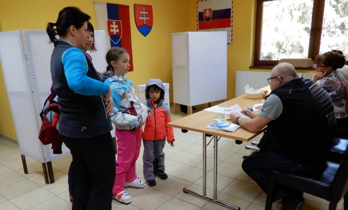 Kandidátne listiny do jesenných volieb možno podávať do 30. augusta
