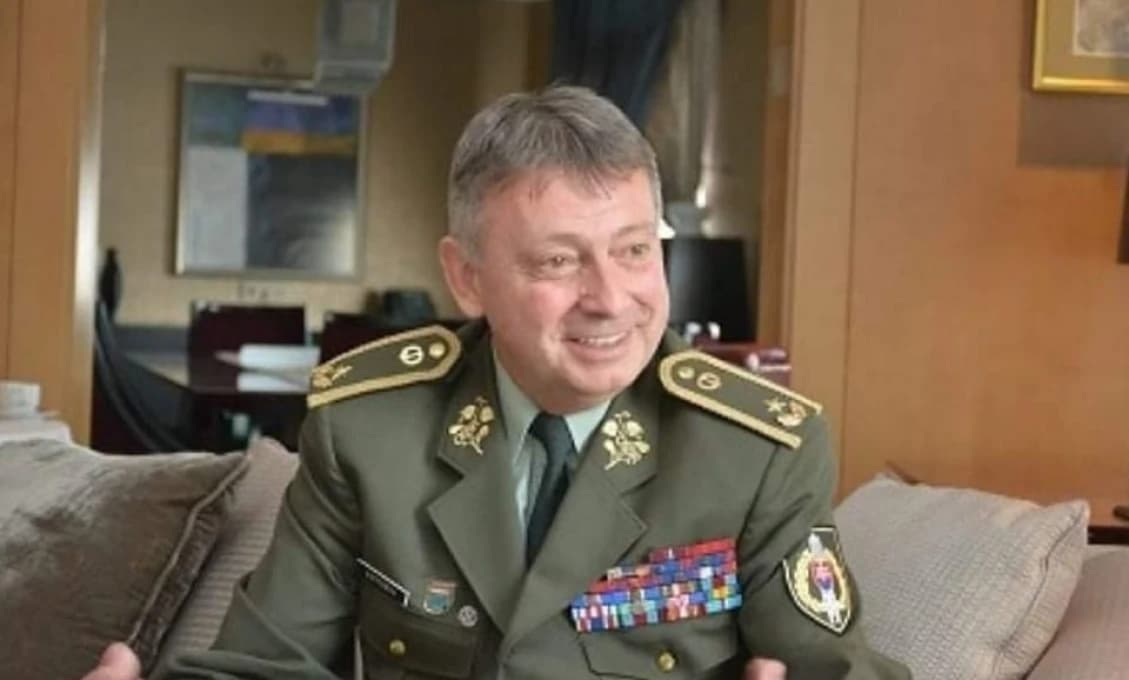Generál Jozef Viktorín: Vážení umelci, vyšli ste z národa, tak sa s ním nebojujte !