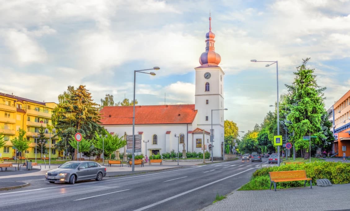 O post primátora Senice sa bude uchádzať Juraj Moravčík