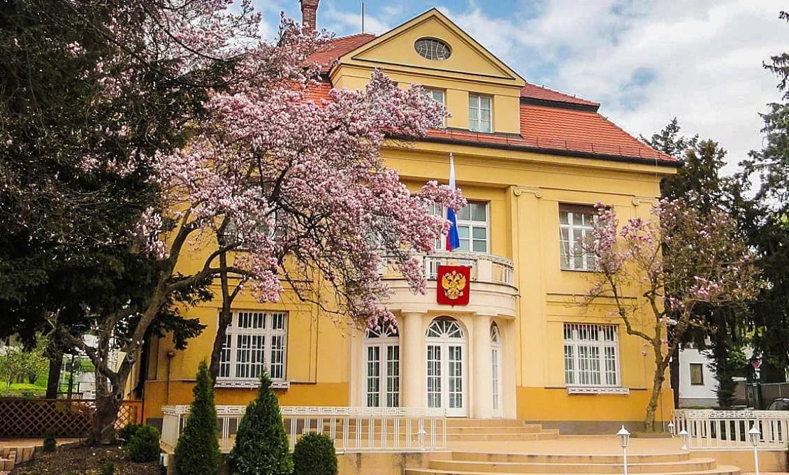 Aktualizácia - Hroby ruských vojakov v Ladomirovej: Ruský veľvyslanec obviňuje, starosta sa bráni