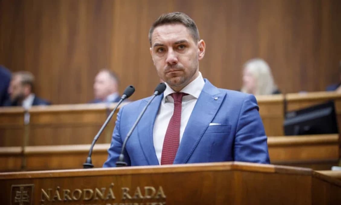 Gyimesi György: Pán minister, Vy ste len obyčajný, nikým nikde nezvolený úradník