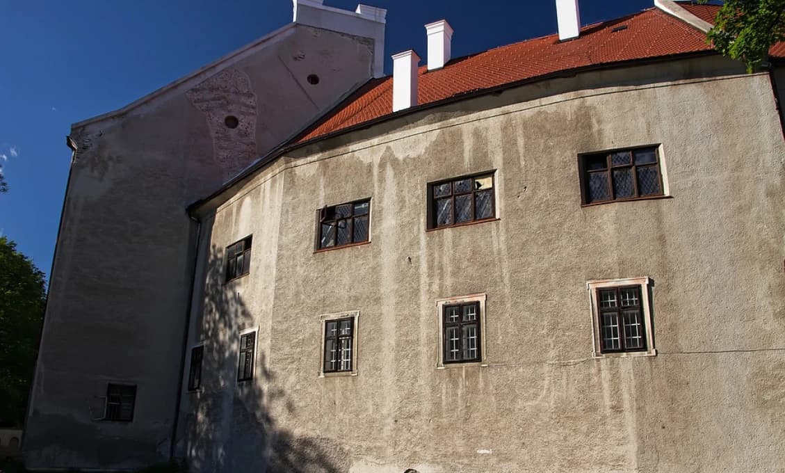 O kreslo primátora Pezinka zabojuje osem kandidátov, z toho tri ženy
