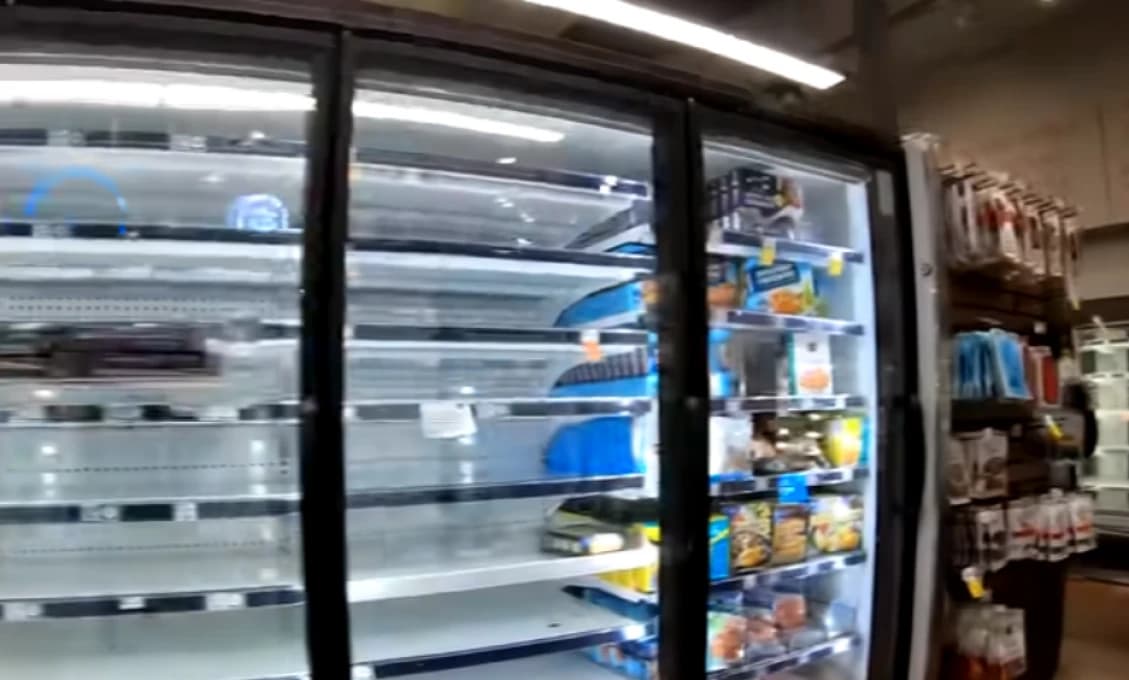 Zbytočné mrazáky, prázdne obchody v Nemecku?