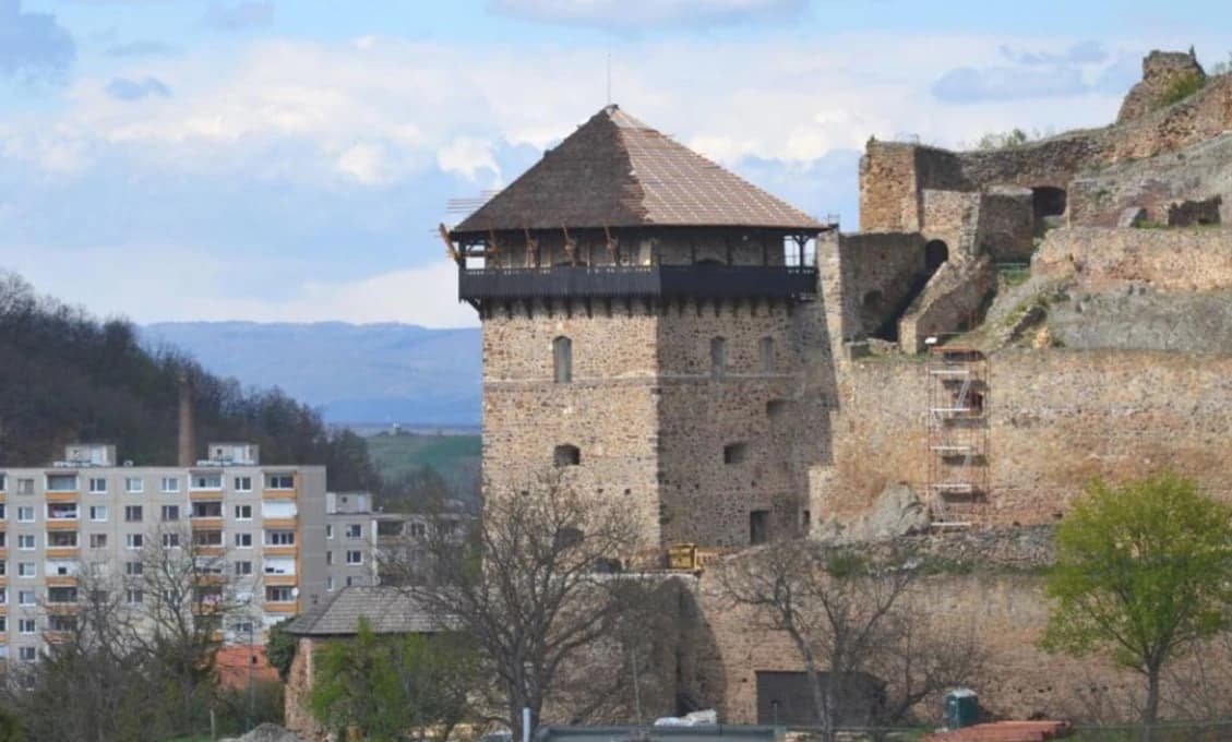 Vo Fiľakove má o primátorskú stoličku záujem dvojica kandidátov