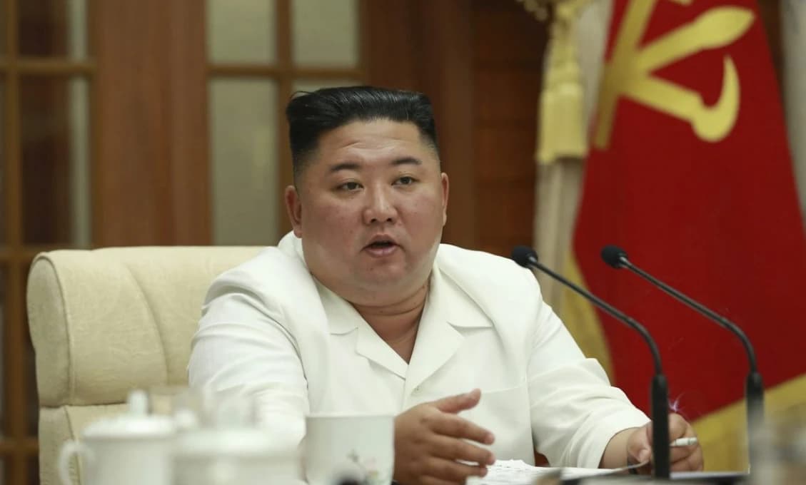 Raketa vystrelená Severnou Kóreou zrejme preletela ponad Japonsko
