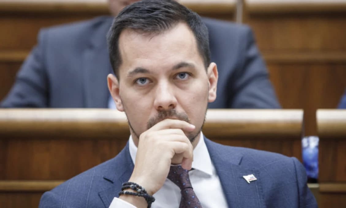 Alibistický postoj strany Za ľudí k odvolávaniu Igora Matoviča