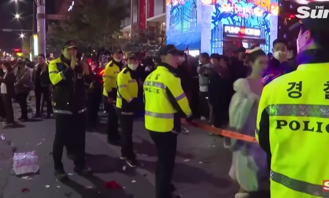 Obrovská tragédia v Soule. Ľudia padali, ako domino (VIDEO)