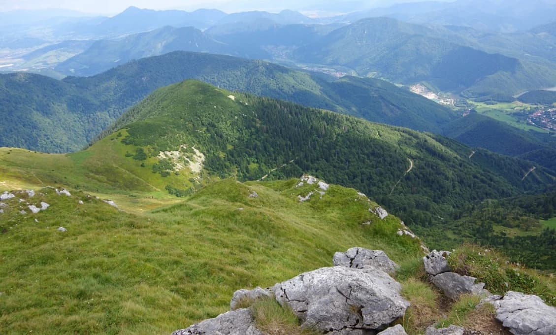 Turistické chodníky v okolí požiariska v Malej Fatre sú uzatvorené
