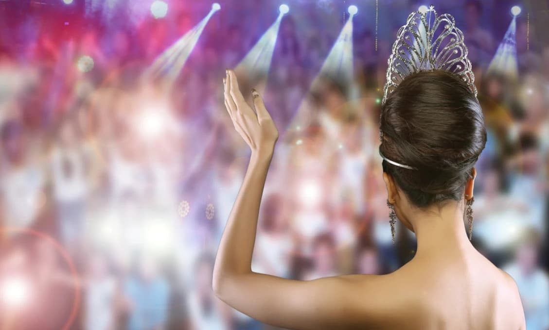 Konečne sme sa DOČKALI! Súťaž krásy Miss vyhral v USA muž (GALÉRIA)