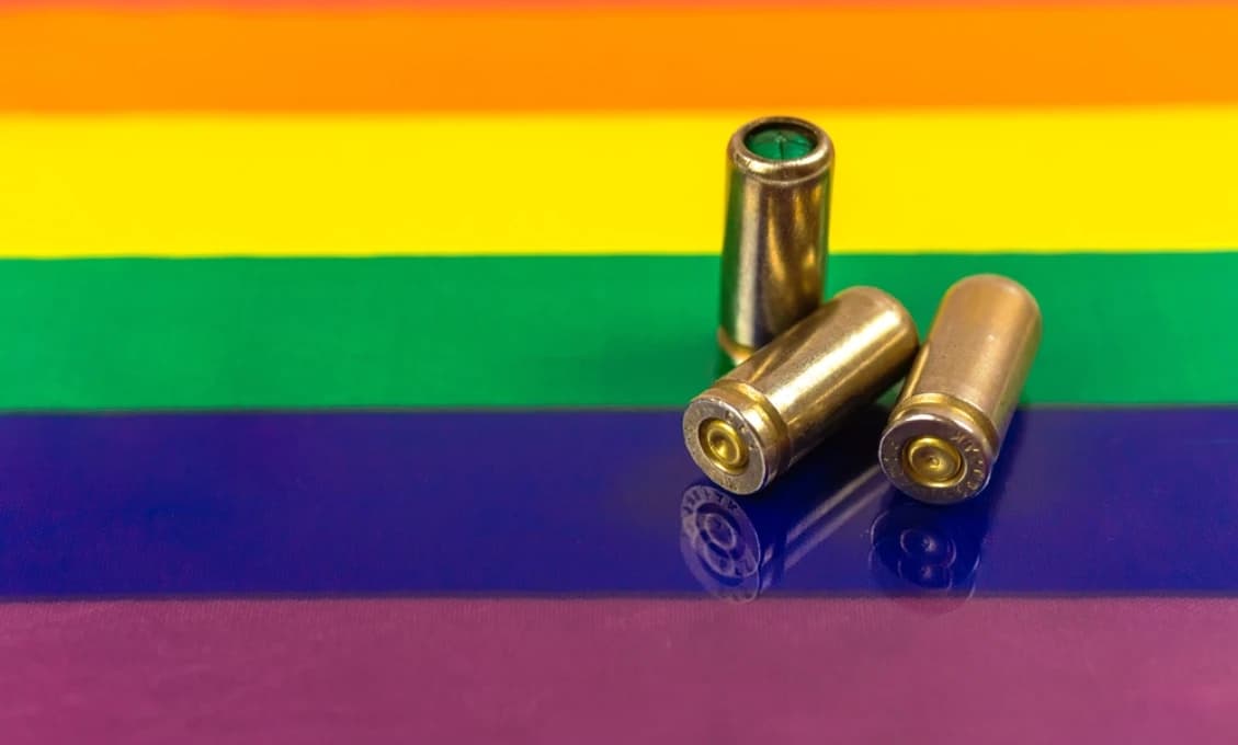 Práca pre našu prezidentku? V USA sa strieľalo v gay bare, hlásia obete