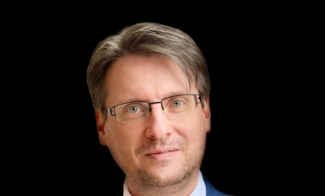 Poslanec Vetrák: Nemienime sa nechať VYDIERAŤ smerohlasáckymi odborármi!