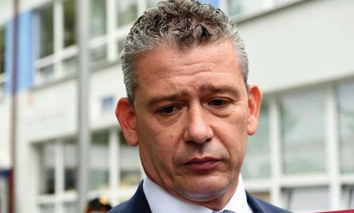 Mikulcov rezort PORUŠIL ZÁKON pri zákazke na manažment utečencov!