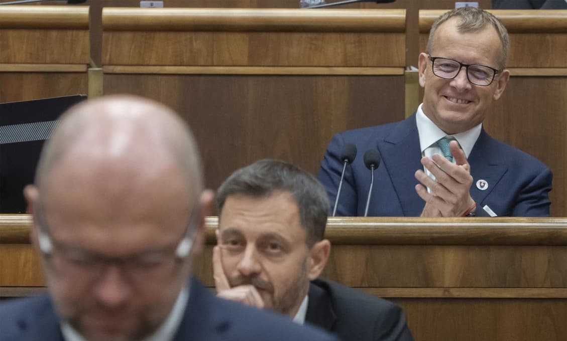 V prípade pádu vlády chce ísť Kollár s lídrami strán rovno za prezidentkou