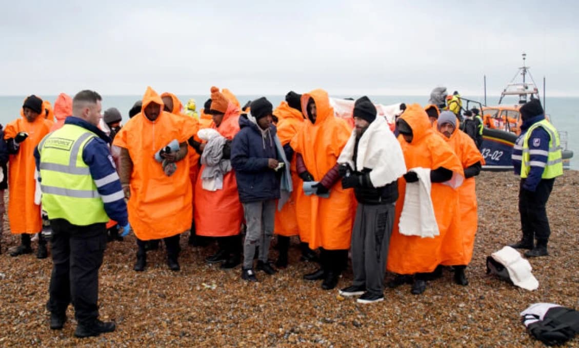 Británia zaplnená migrantami. INVÁZIA! Kričí Farage