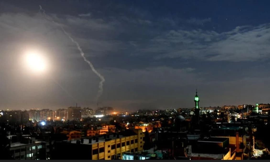 Letisko v Damasku zasiahol izraelský raketový útok, tvrdí sýrska armáda