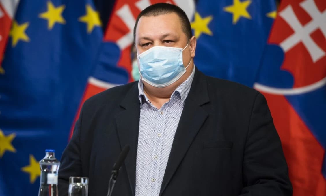 Mikas varuje Slovákov: V budúcom roku nám hrozia závažné epidémie či dokonca ebola!