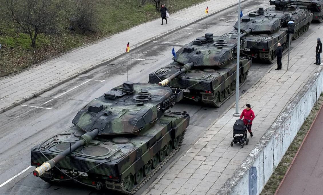 Ukrajinci budú trénovať na Leopard 2 v Poľsku. A na imaginárnych tankoch asi budú bojovať doma