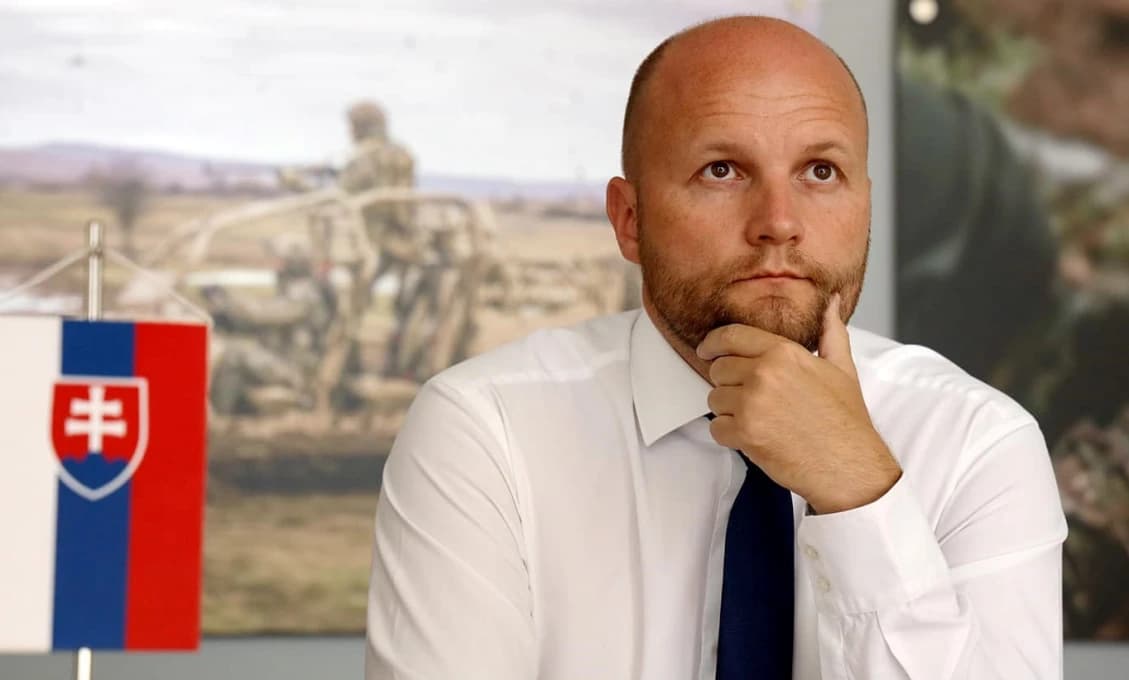 Minister obrany Jaroslav Naď: Slovensko je pripravené diskutovať o presune svojich stíhačiek MiG-29 na Ukrajinu