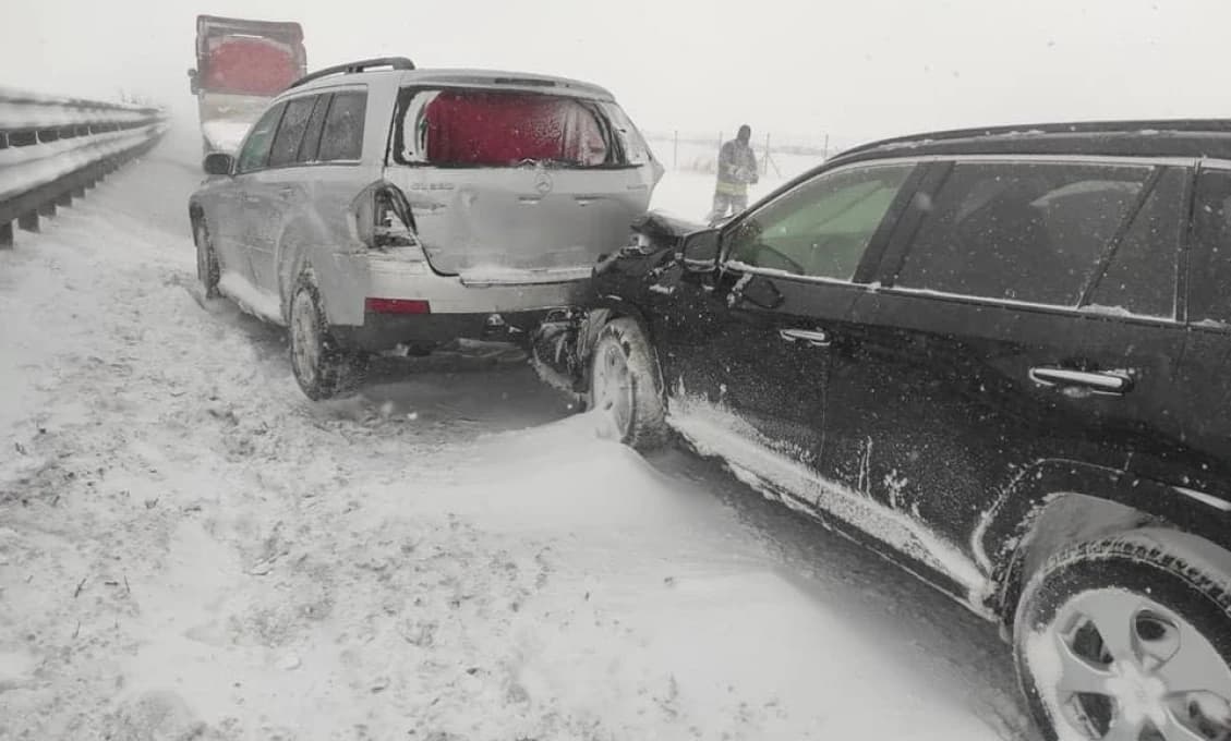 Diaľnicu pod Tatrami uzavreli! Zrazilo sa tam 30 áut (FOTO)