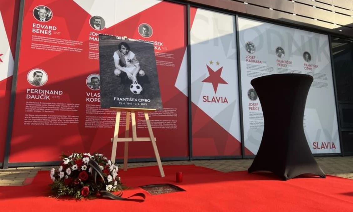 VIDEO! Slavia Praha v slzách! Zomrela legenda